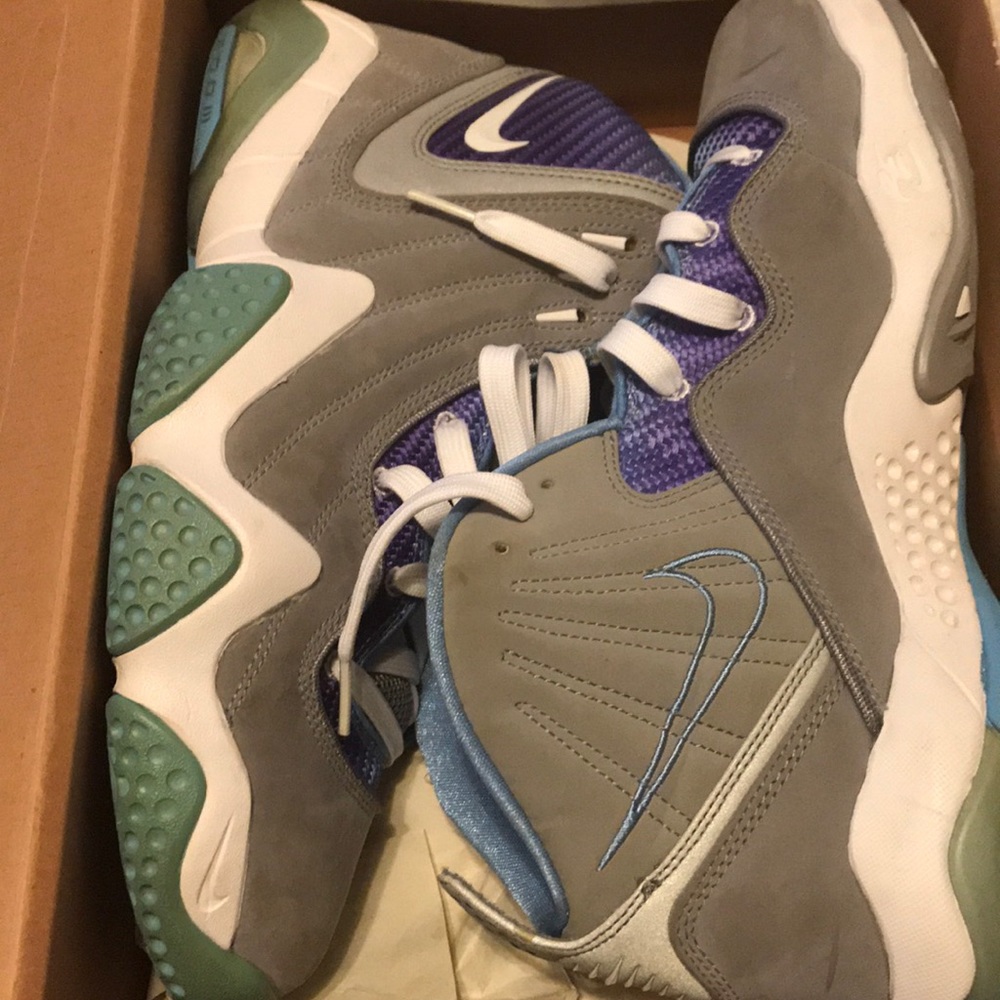 Nike Zoom FP (fun police) sneakers